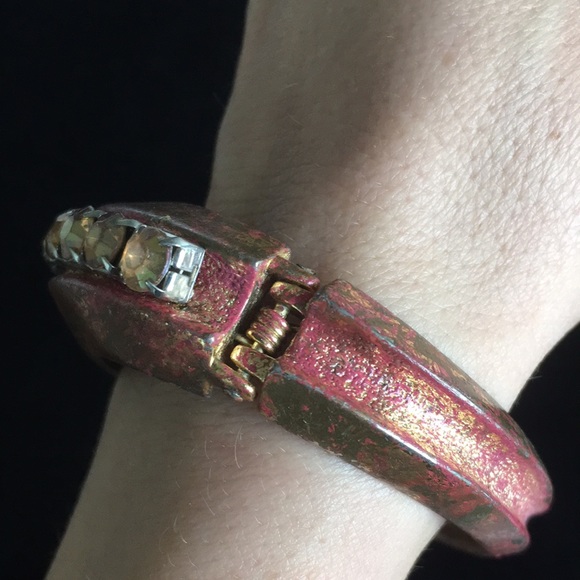 Chunky Cuff Hinged Bangle Bracelet - Picture 3 of 12